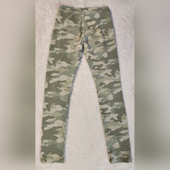 🛍2/$12 or 3/15 Gymboree Sparkle Camo Leggings, Size M(8) - Picture 6 of 7